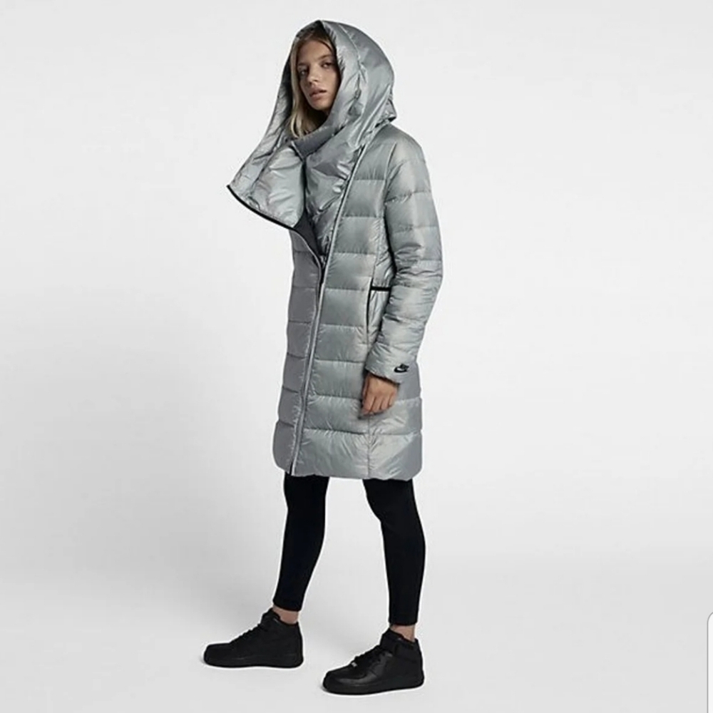 Nike Womens 550 Downfill Parka XS